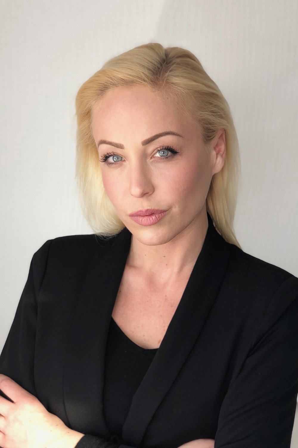 Tess Spentzos backdrop