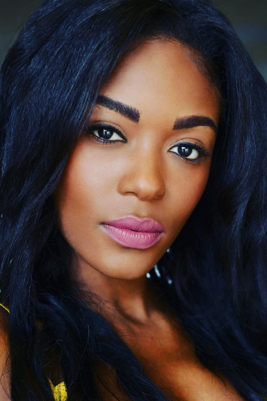 Ciarra Carter backdrop