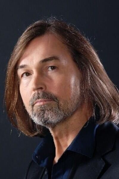 Nikas Safronov backdrop