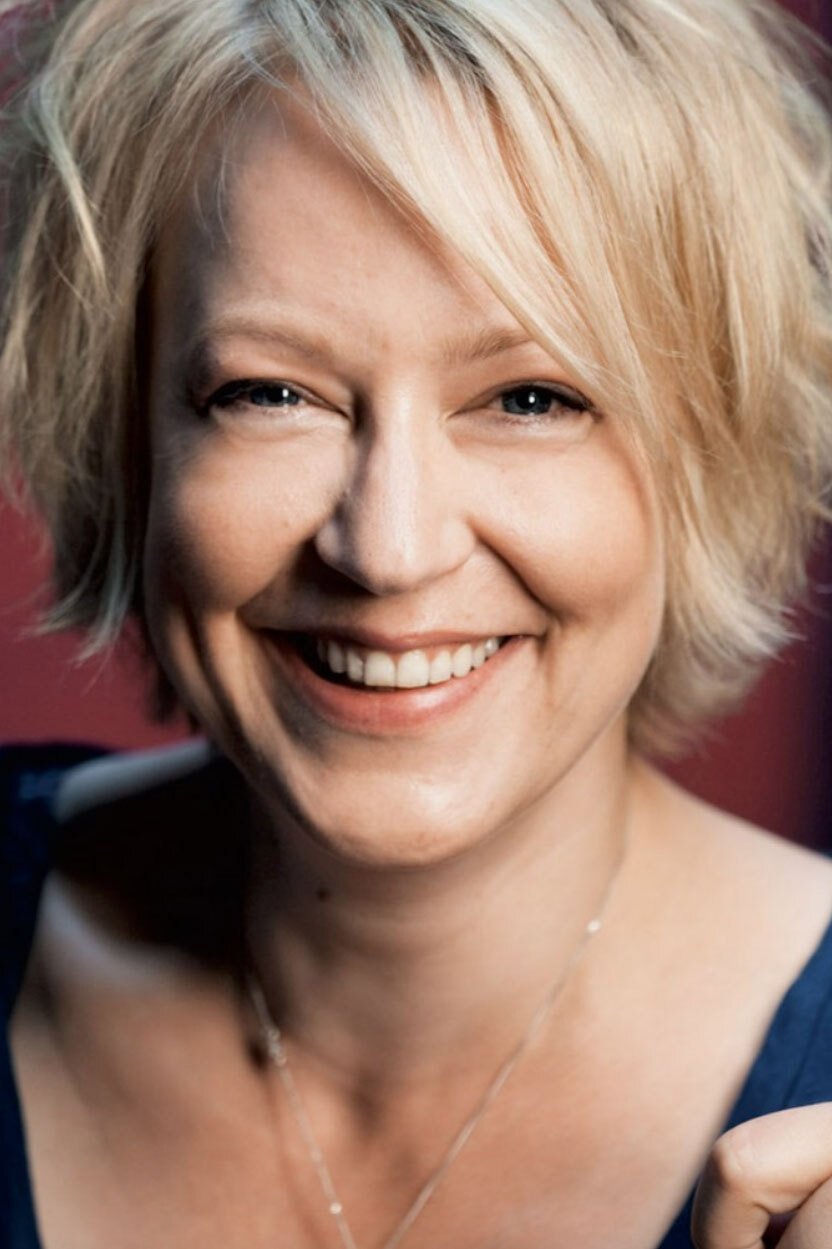 Floriane Daniel backdrop