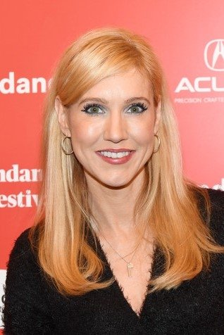 Liz Cardenas backdrop