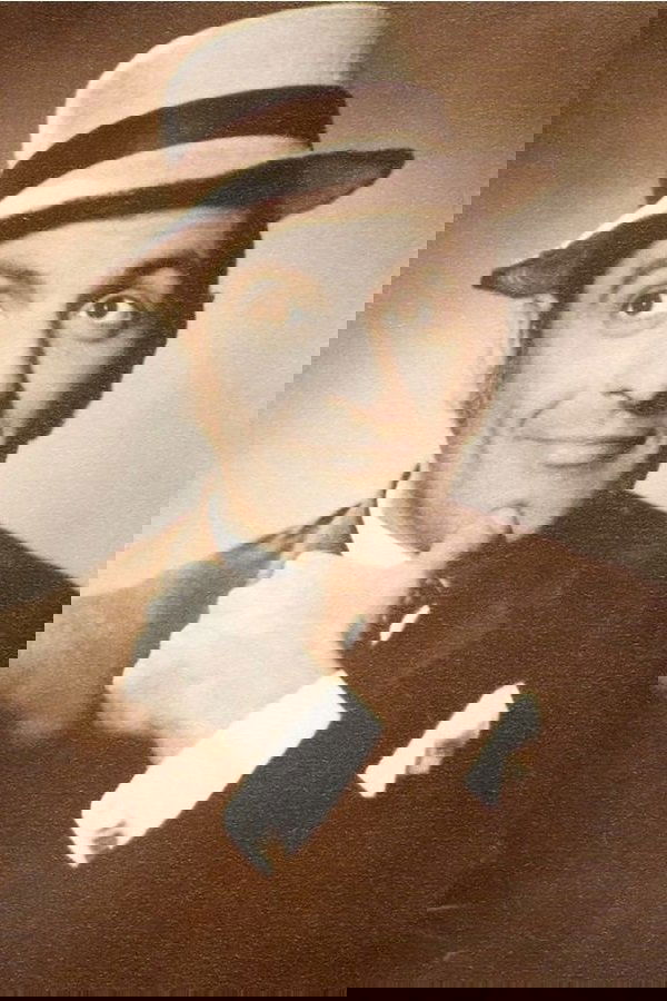 Ștefan Bănică backdrop