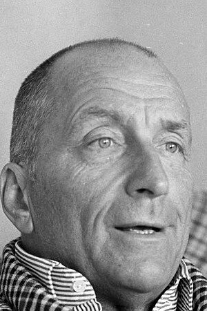 Bernard Lefort backdrop