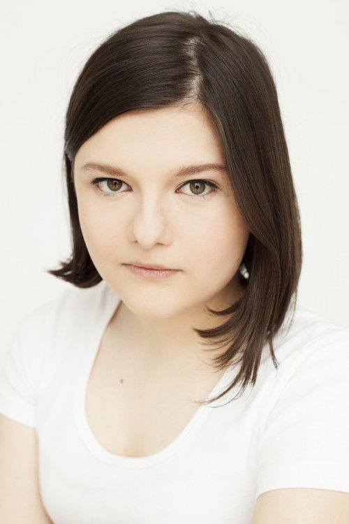 Clémence Dufresne-Deslières backdrop