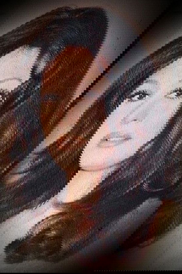 Nahed Yousri backdrop