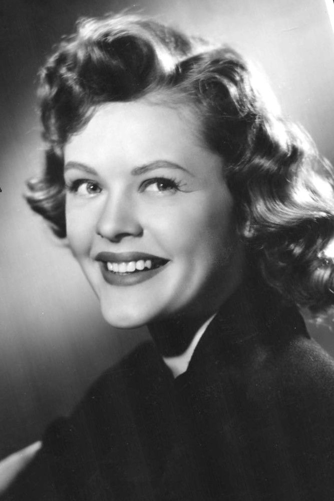 Diana Calderwood backdrop