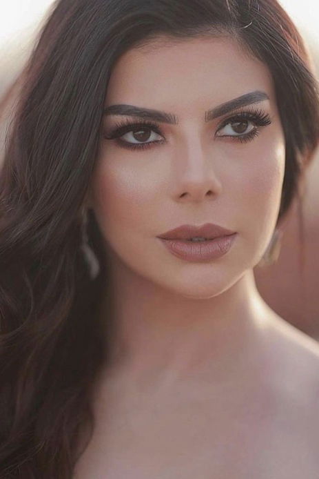 Amira Fathy backdrop