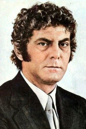 Carlos Zara backdrop