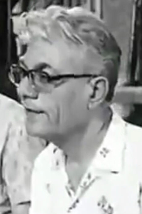 Mahmoud Farid backdrop