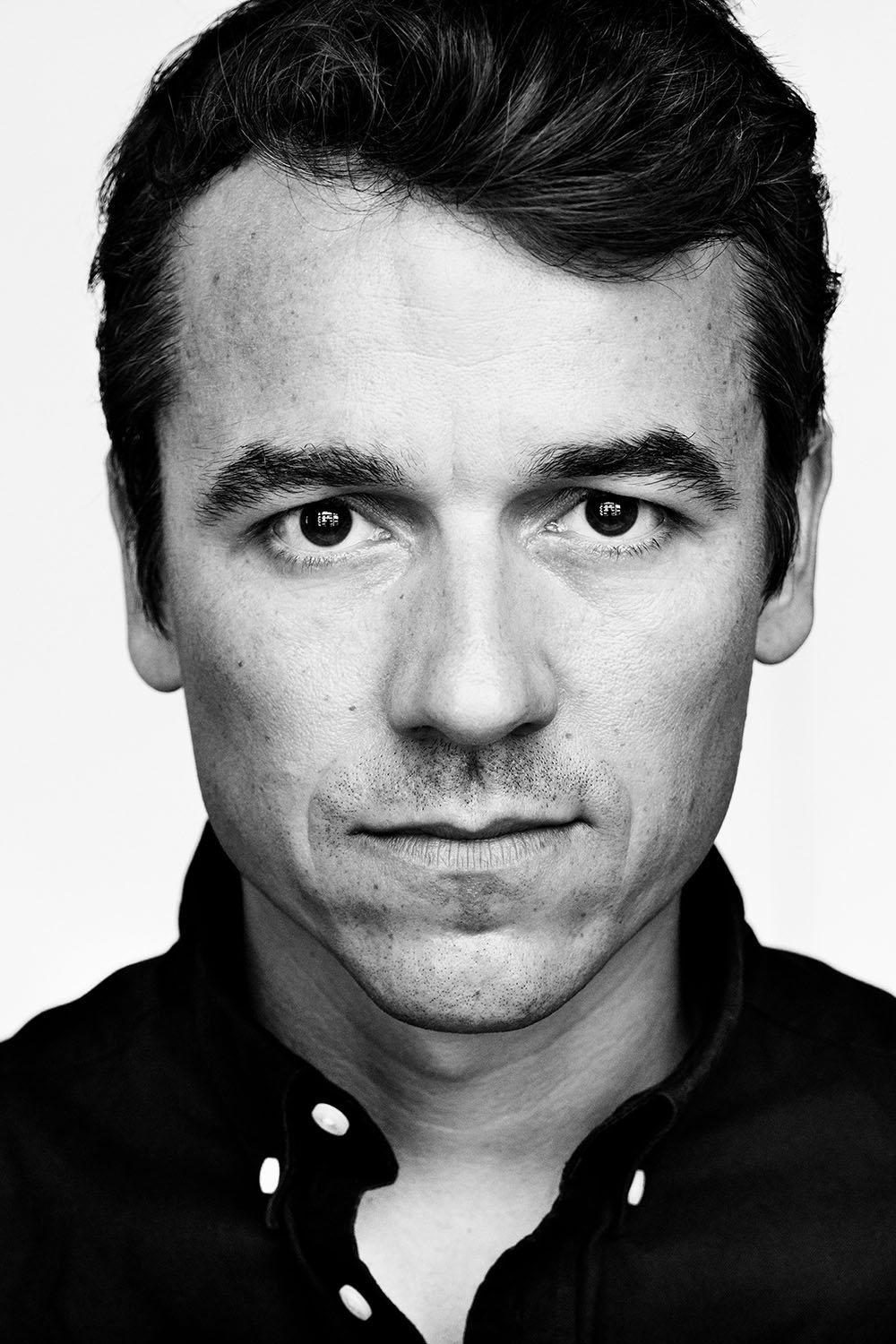 Alexander Khuon backdrop