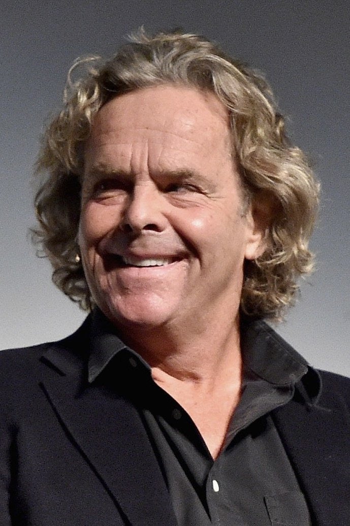 Daug Mitejl backdrop