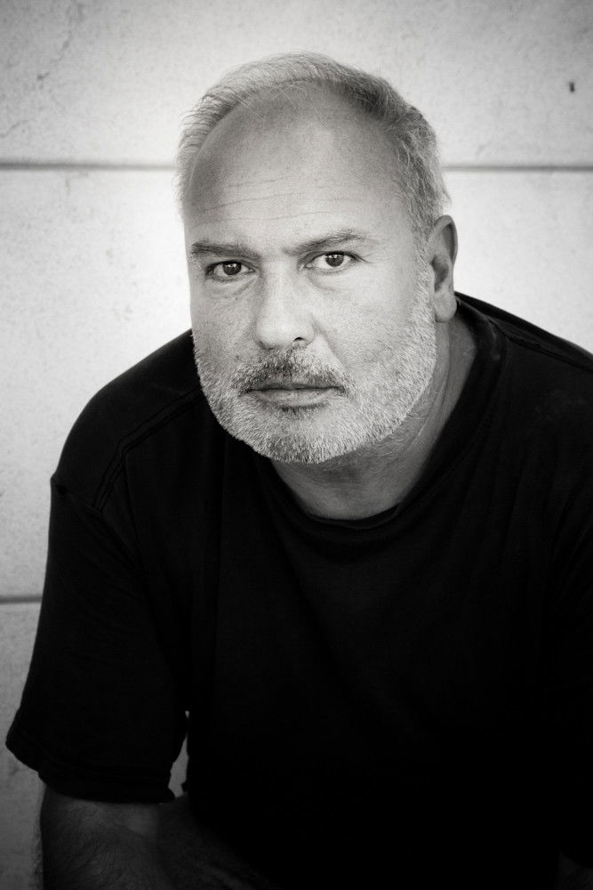 Jorge Cramez backdrop