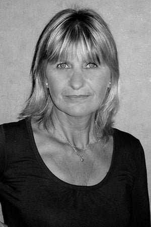 Mirella Pascual backdrop