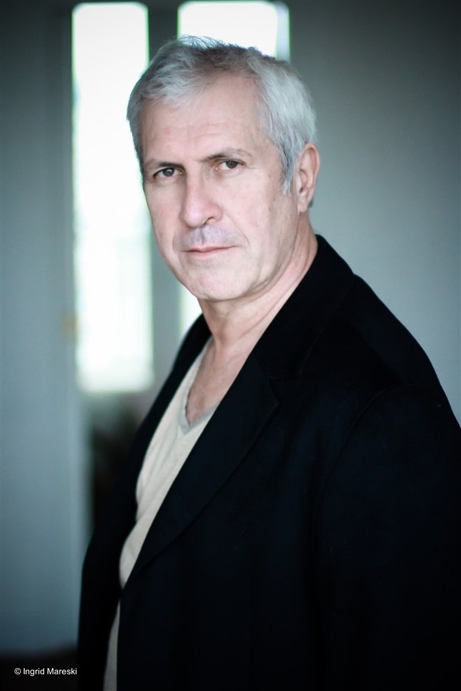 Christian François backdrop