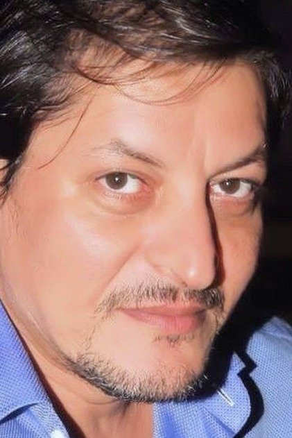 Hisham Al Meleji backdrop