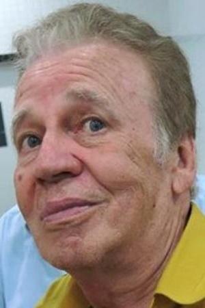 Francisco Cavalcanti backdrop