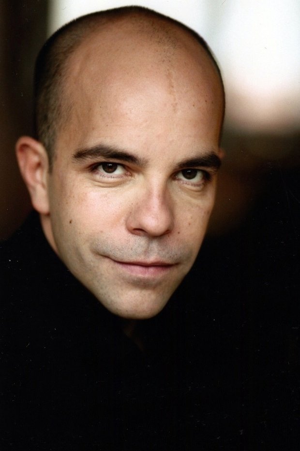 Arnaud Maillard backdrop