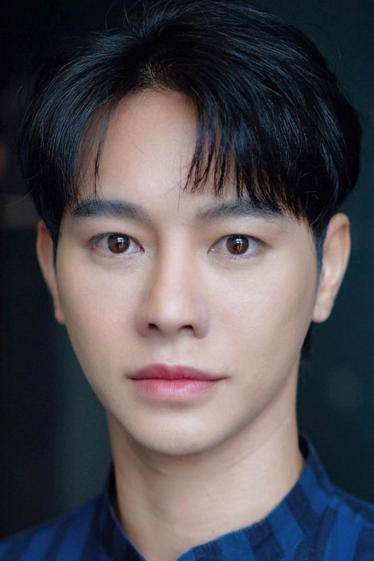 Kantapat Permpoonpatcharasuk backdrop