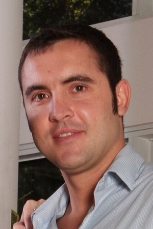 Daniel Hunter backdrop