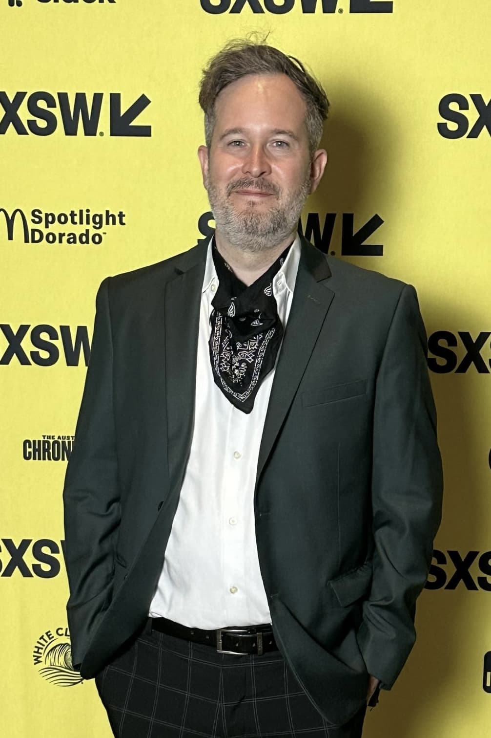 Thomas Mahoney backdrop