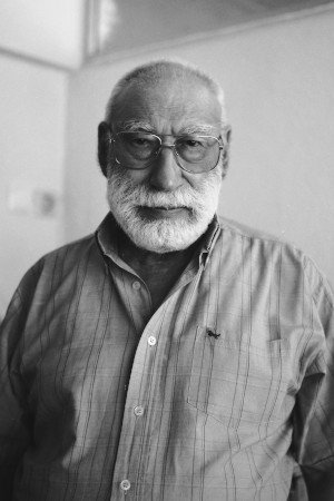 António de Macedo backdrop