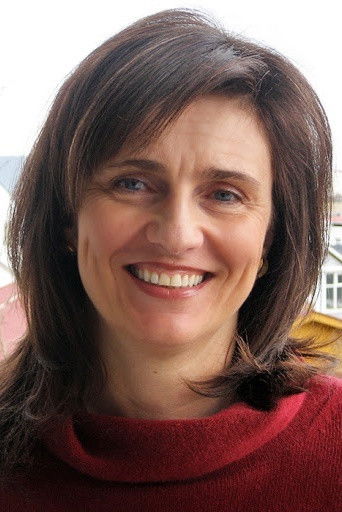 Ásdís Thoroddsen backdrop