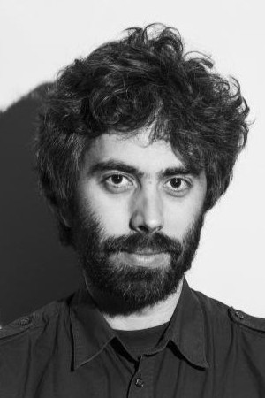 Mikel Alvariño backdrop