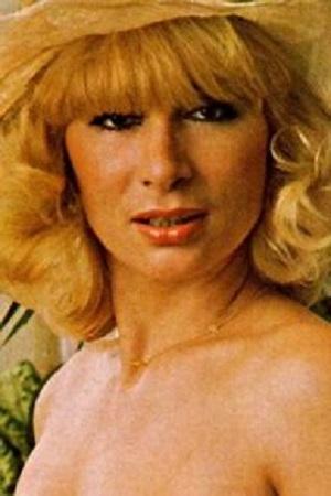 Marie Luise Lusewitz backdrop