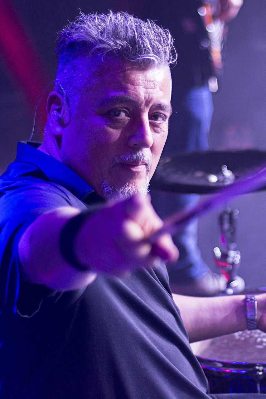 Mauricio Claveria backdrop