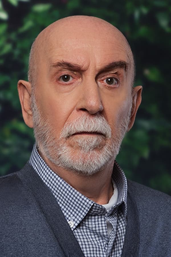 Macit Koper backdrop