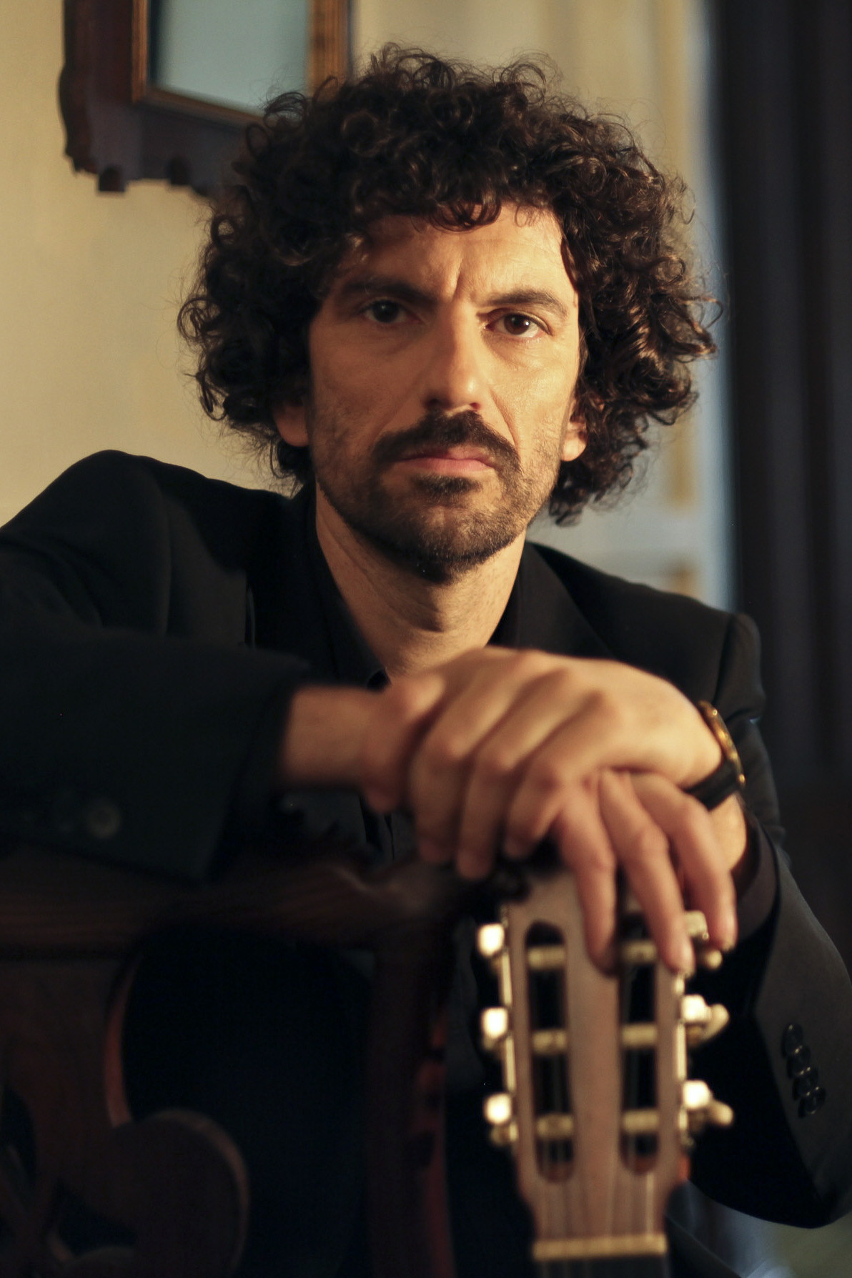 Luís Pedro Madeira backdrop