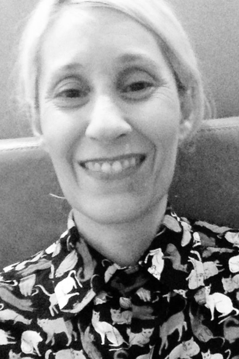 Mónica Lairana backdrop