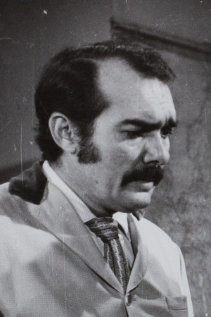 Zéluiz Pinho backdrop