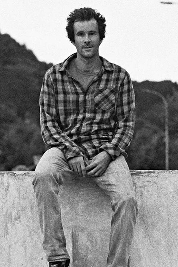 Javier Mendizabal backdrop