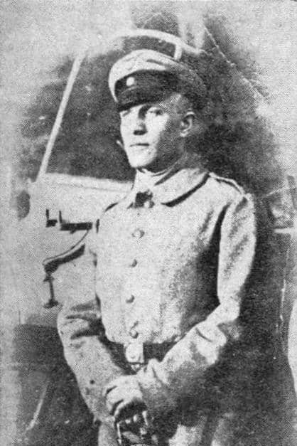 Dimitris Gaziadis backdrop