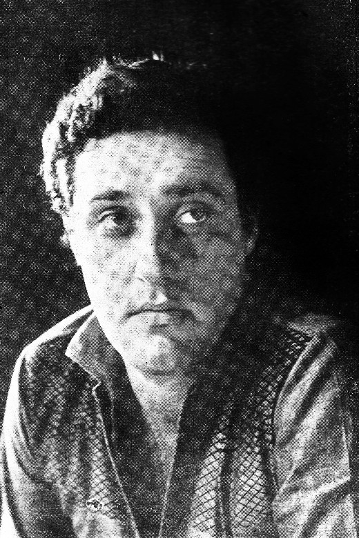 Vinícius Salvatori backdrop