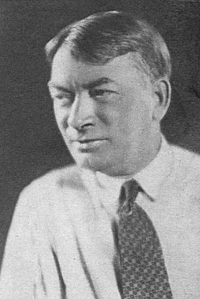 Louis Mercanton backdrop