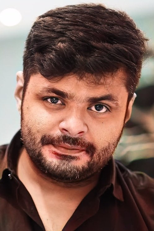 Maqbool Salmaan backdrop