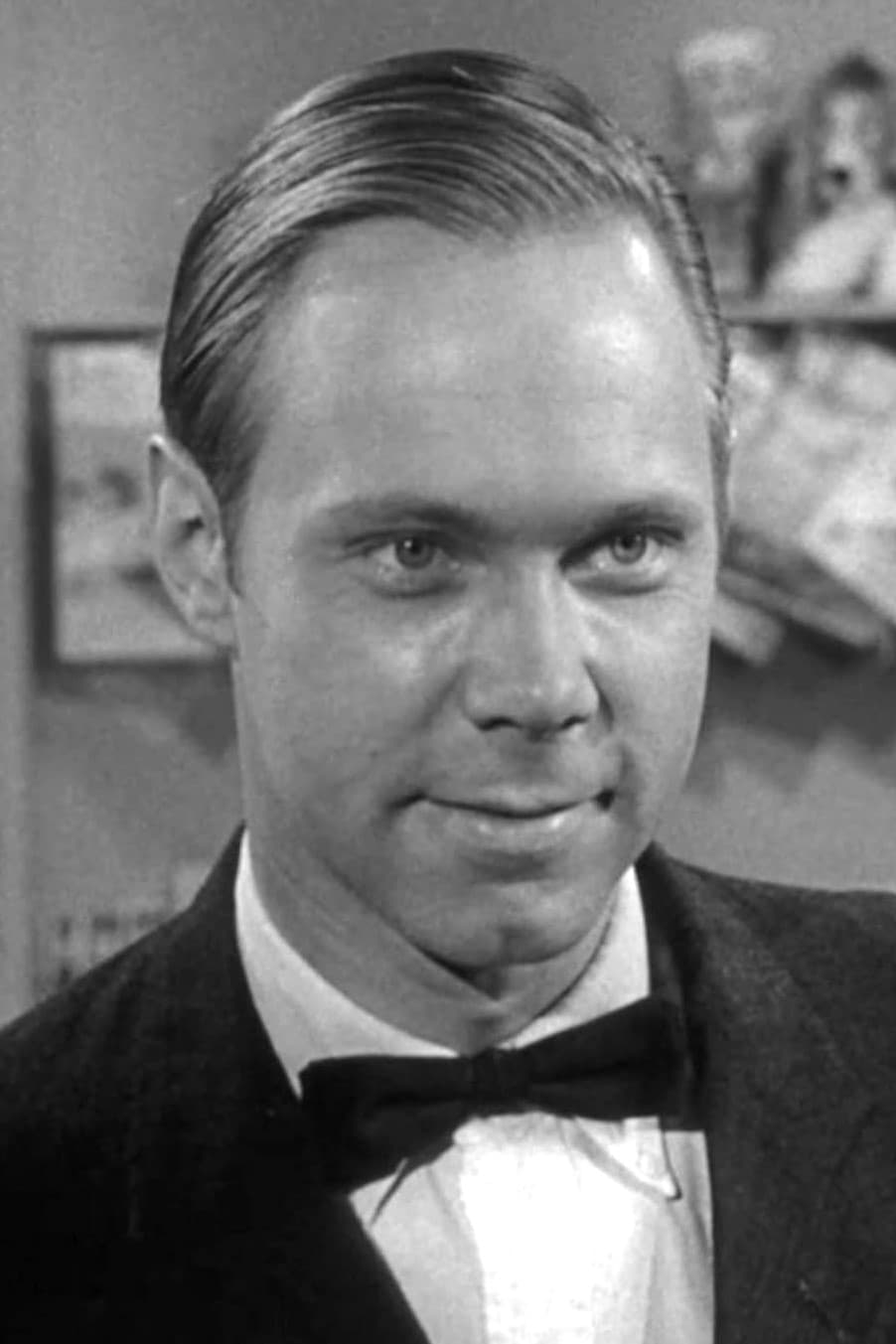 Bill Mullikin backdrop