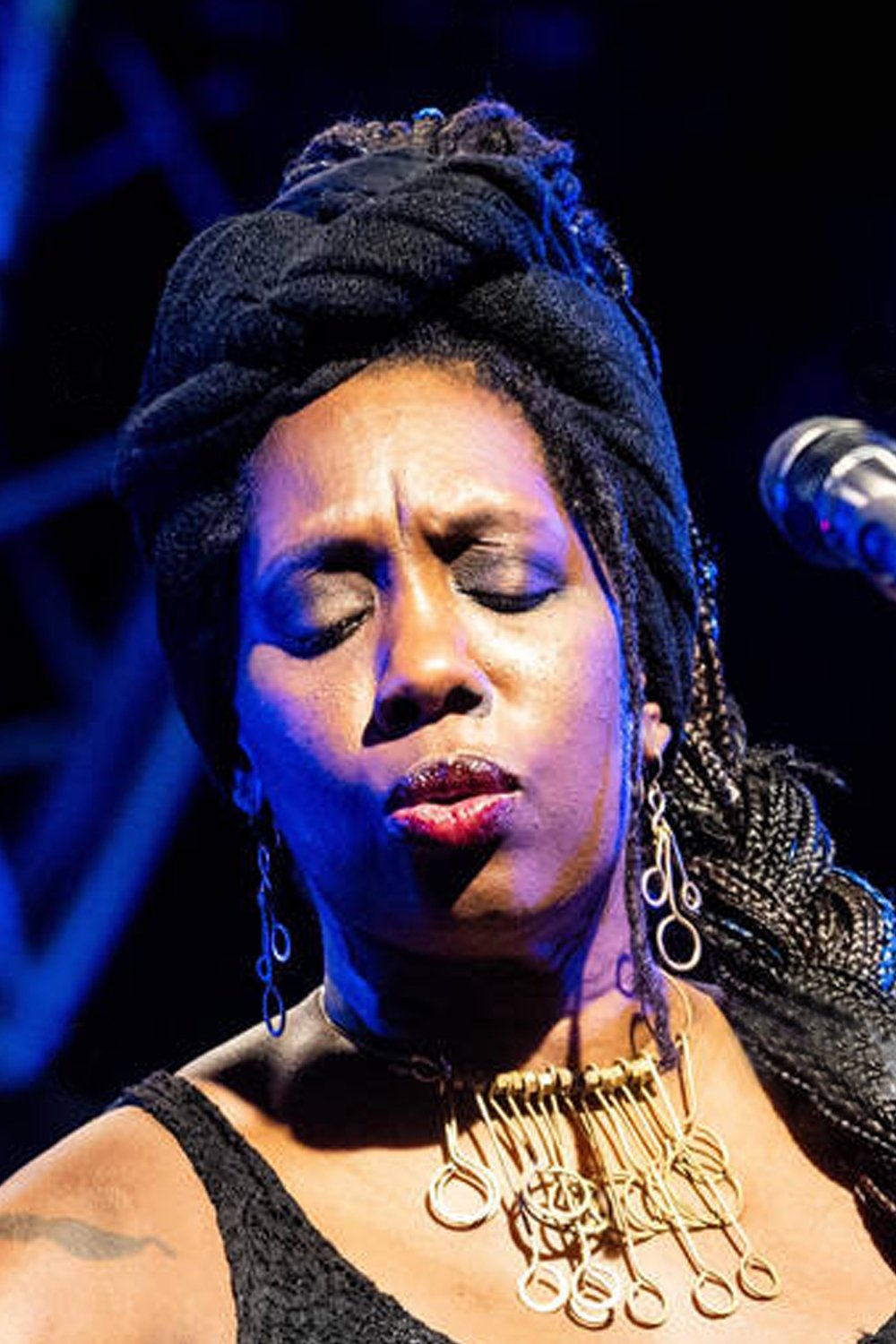 Durga McBrum backdrop