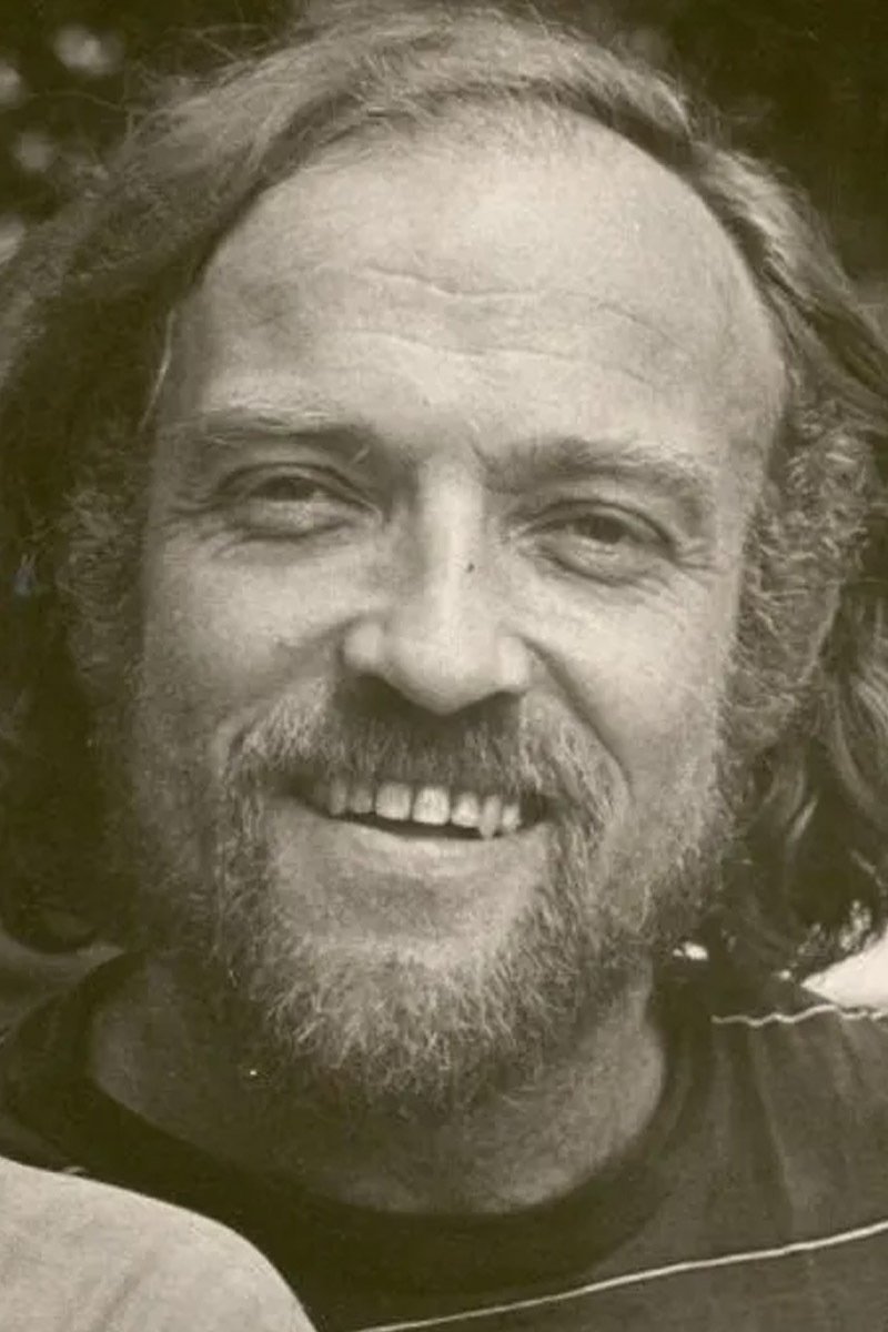 Džon Pikës backdrop