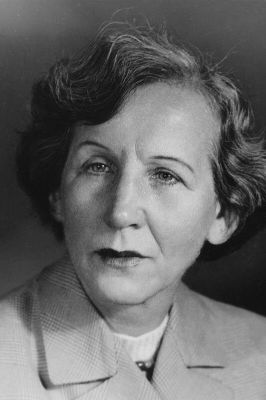 Marie Brožová backdrop