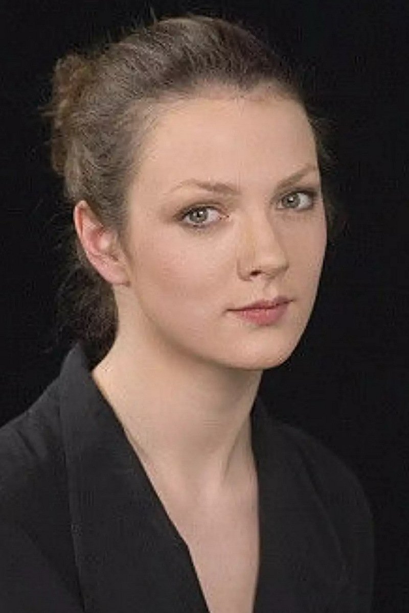 Elena Plaksina backdrop