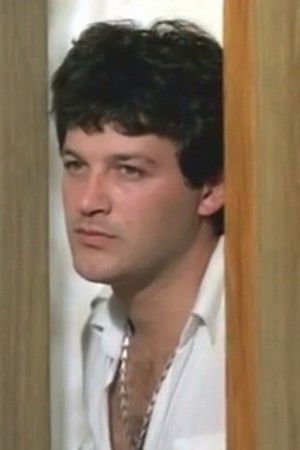 Arthur Roveder backdrop