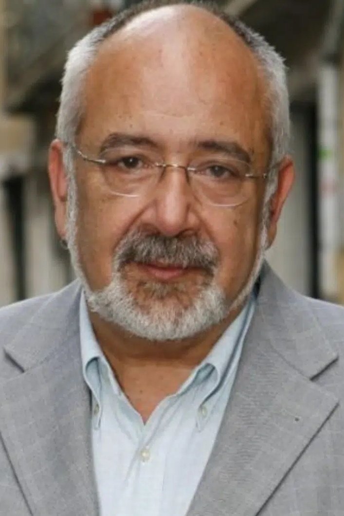 Francisco Moita Flores backdrop