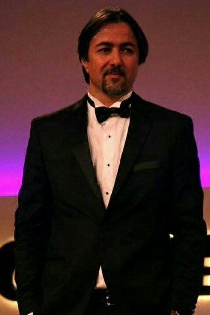 Shahram Alidi backdrop