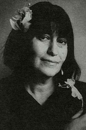 Stella Aristakesova backdrop