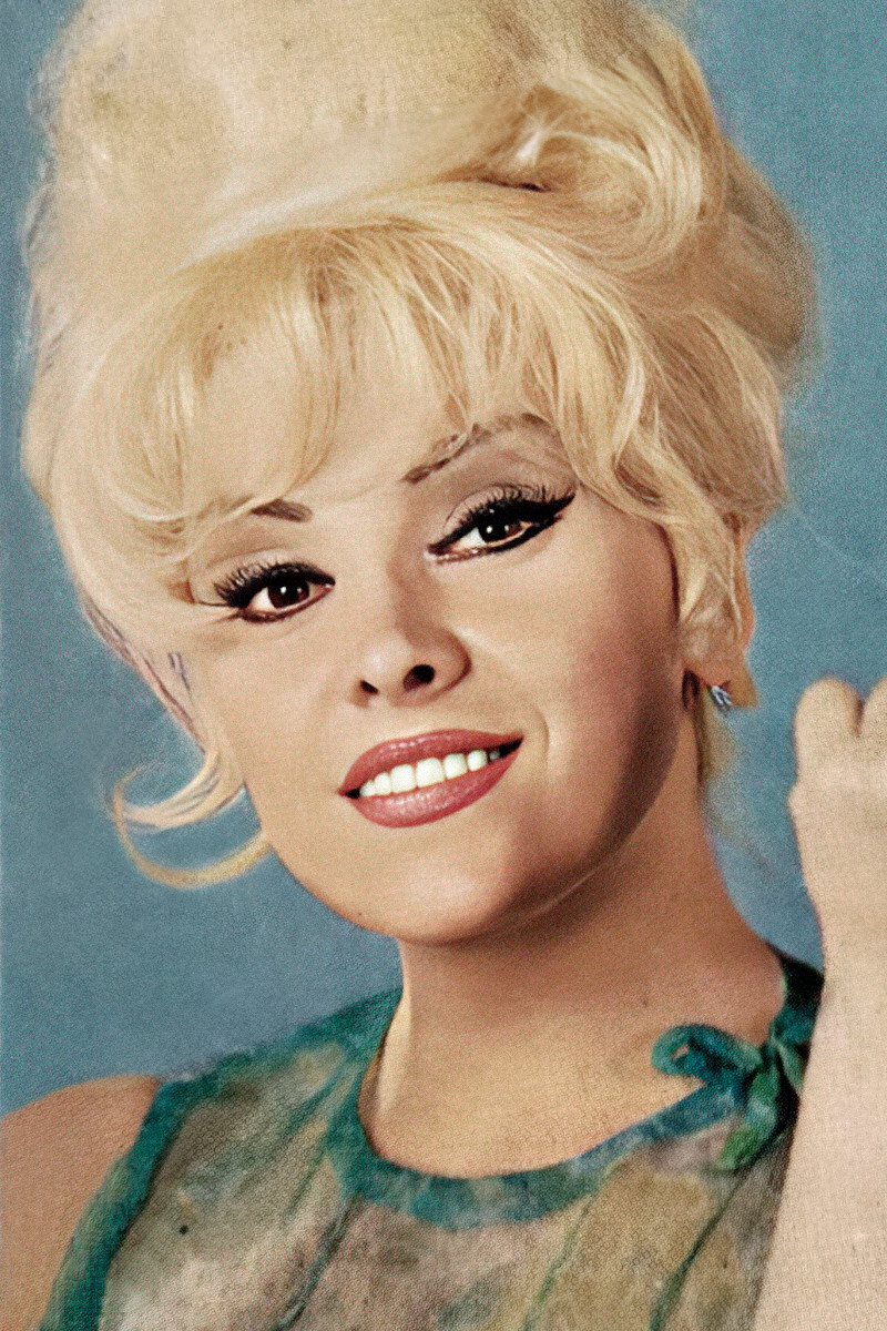 Maria Vincent: Marija Vinçent backdrop