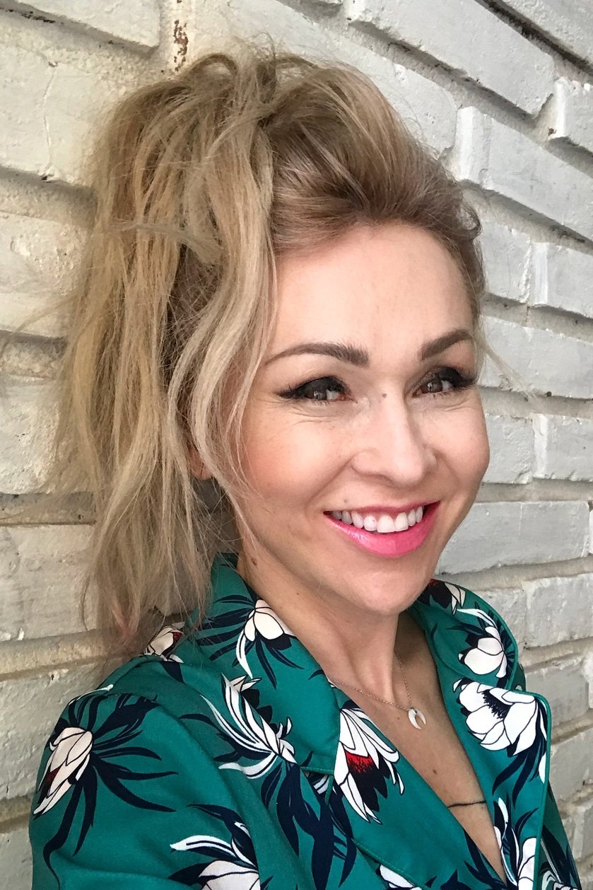 Kateřina Hrachovcová backdrop