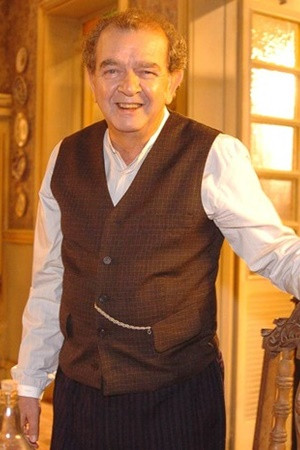 Umberto Magnani backdrop